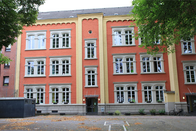 Das Foto zeigt die Katholische Grundschule Höhenstraße